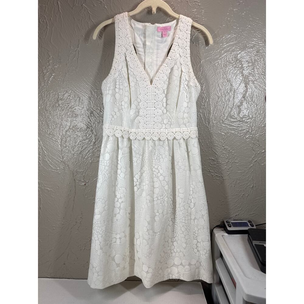 Lilly Pulitzer White Fit Flare Dress Sleeveless Lace Pattern Litzia Mocean Sz 4